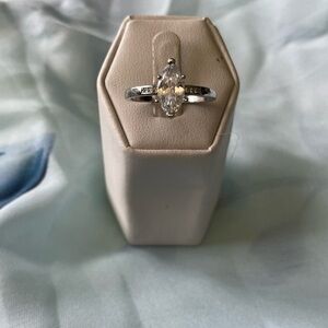 COPY - NAVY BRIDAL WEDDING RING SIZE 10